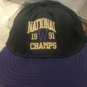 VTG Washington huskies hat 1991 rare